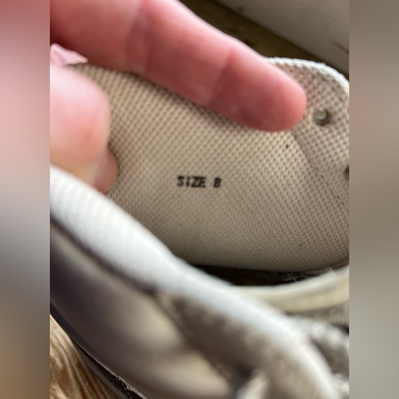 Nothing - Picture 15 of 16